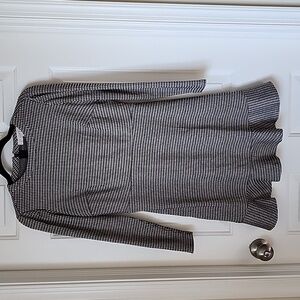 LOFT houndstooth long sleeve dress with ruffle skirt